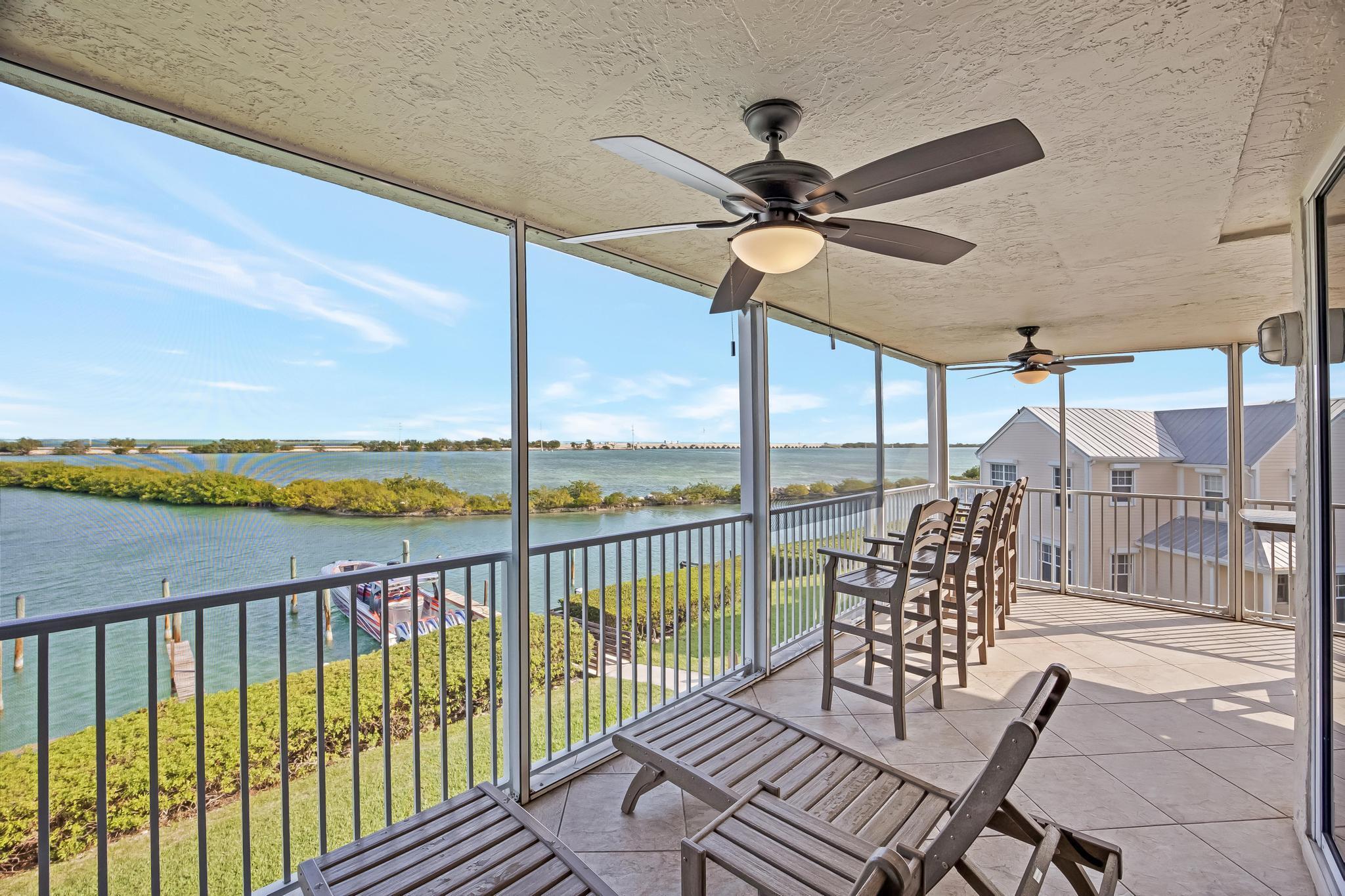 MARINA VILLAS AT HAWKS CAY - Residential