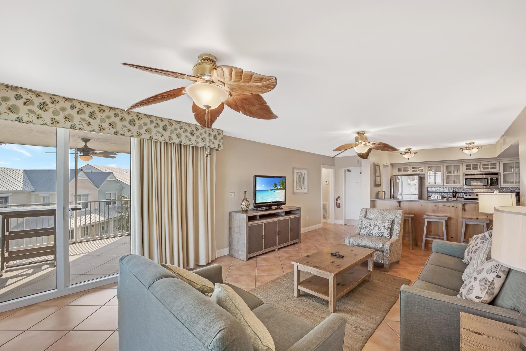 MARINA VILLAS AT HAWKS CAY - Residential