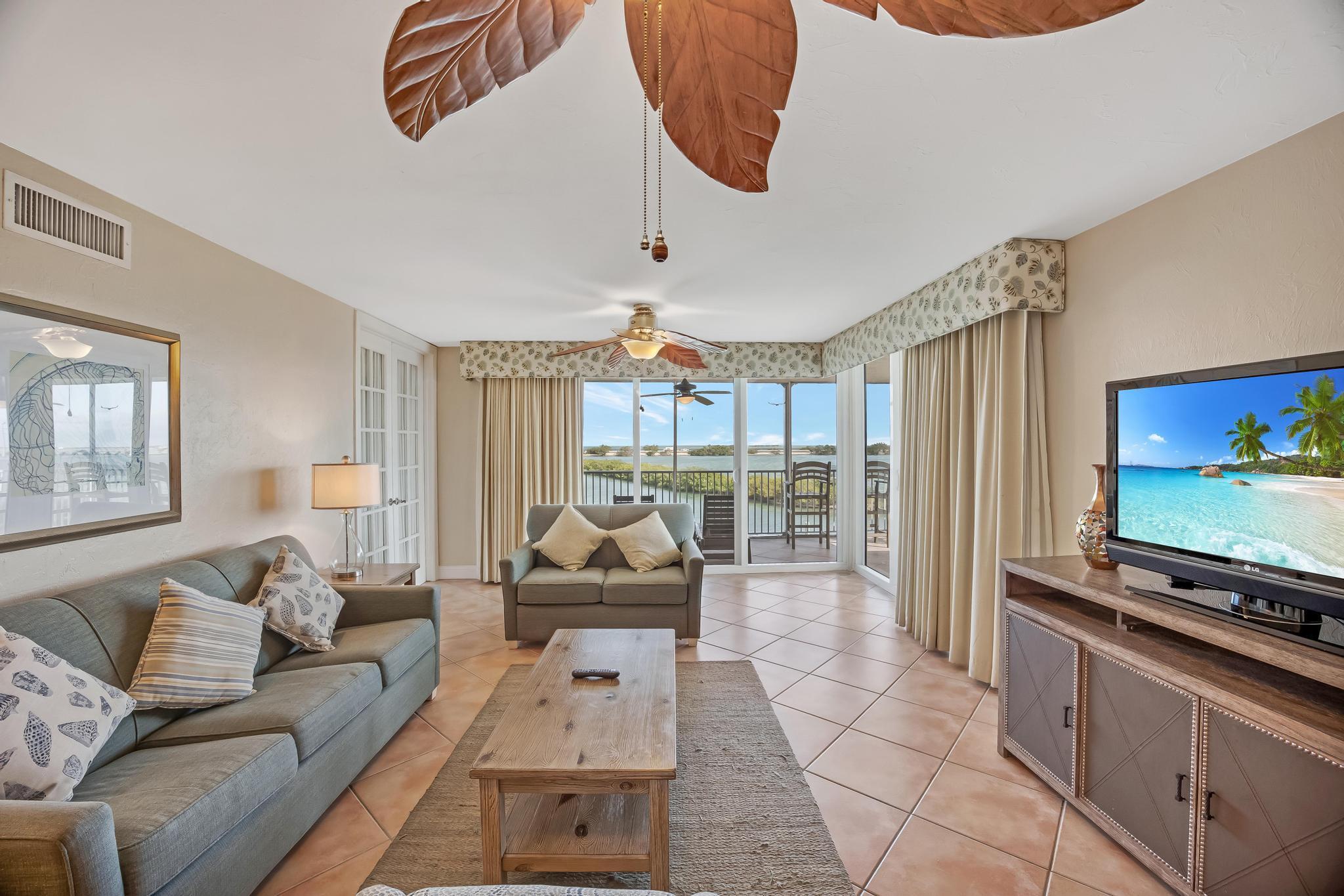 MARINA VILLAS AT HAWKS CAY - Residential