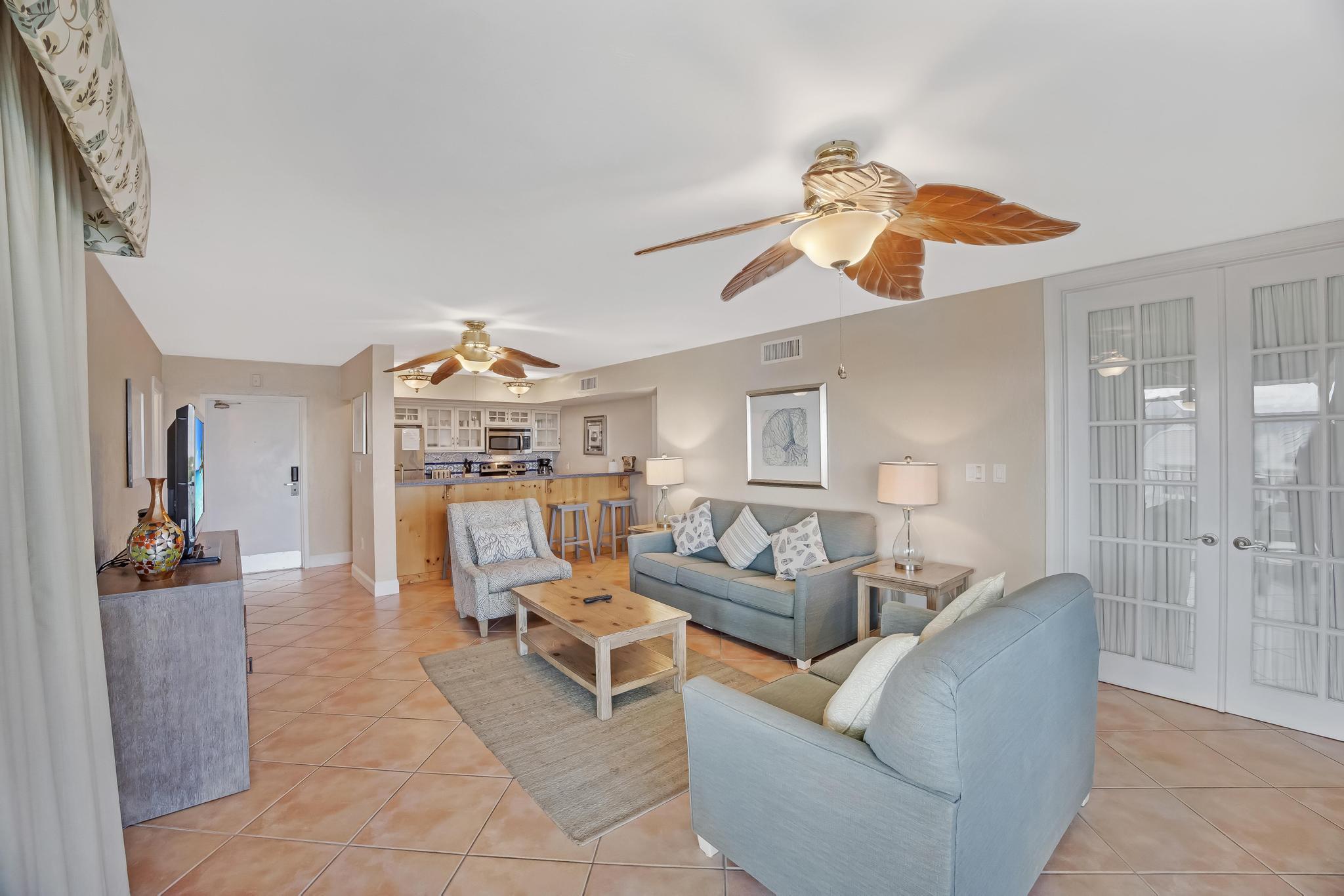 MARINA VILLAS AT HAWKS CAY - Residential