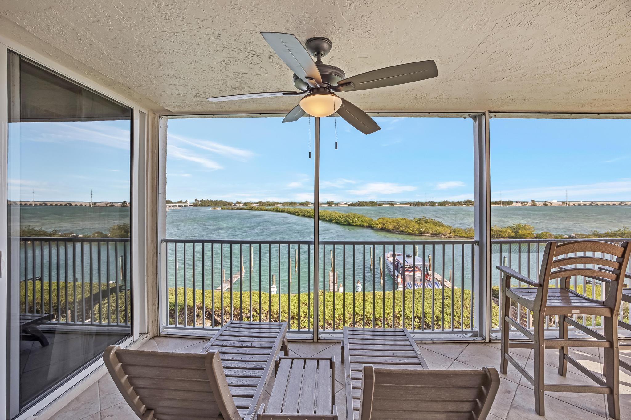 MARINA VILLAS AT HAWKS CAY - Residential