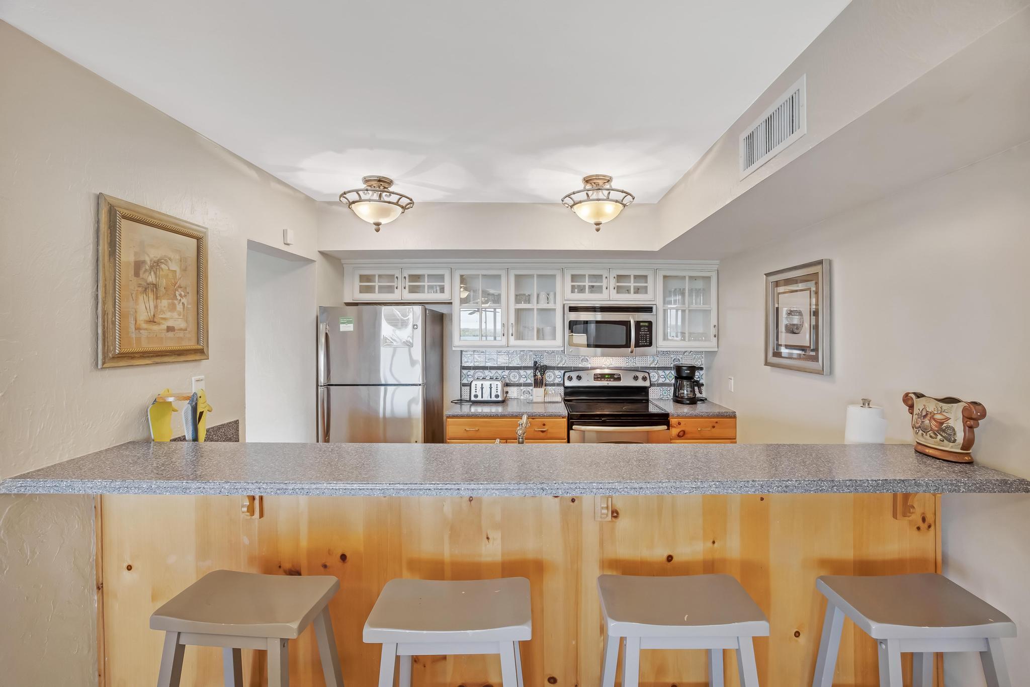 MARINA VILLAS AT HAWKS CAY - Residential