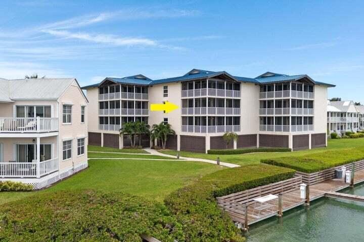 MARINA VILLAS AT HAWKS CAY - Residential