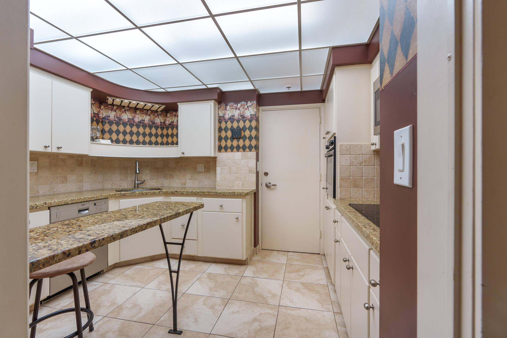 CORAL RIDGE TOWERS NORTH CO-OP - Residential