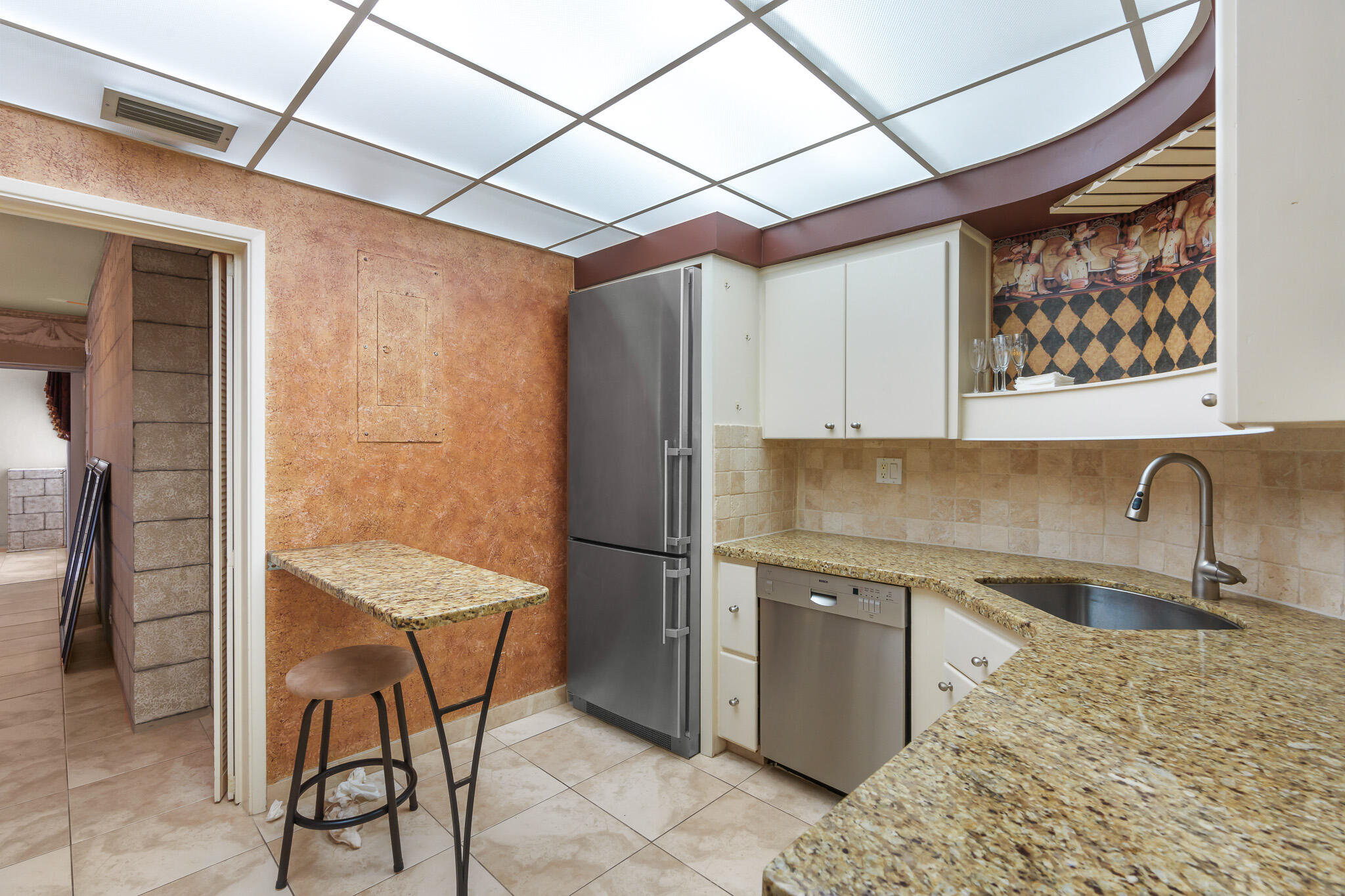 CORAL RIDGE TOWERS NORTH CO-OP - Residential