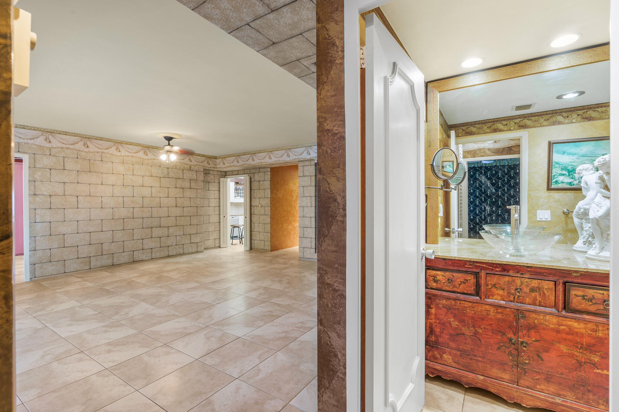 CORAL RIDGE TOWERS NORTH CO-OP - Residential