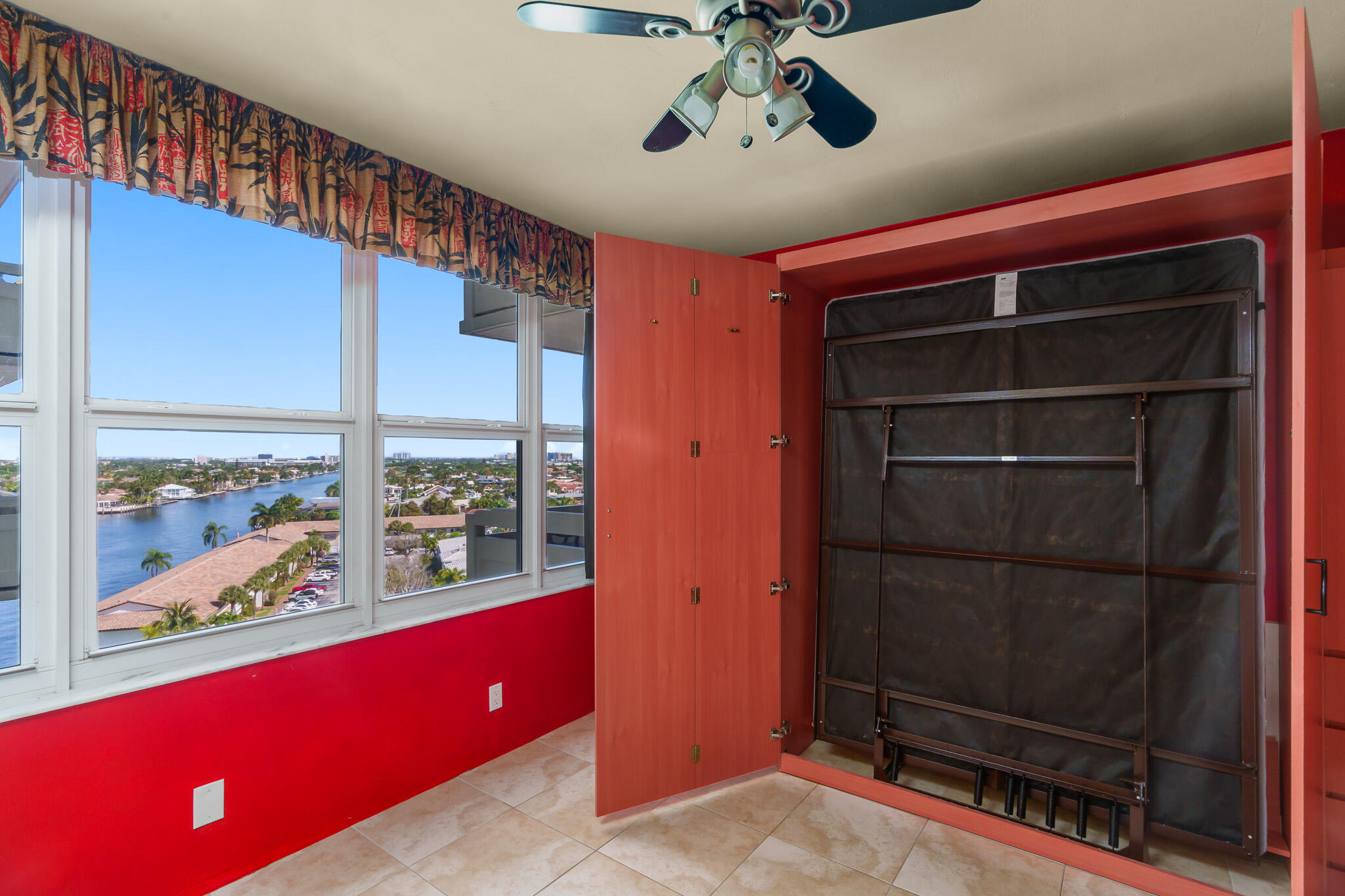 CORAL RIDGE TOWERS NORTH CO-OP - Residential