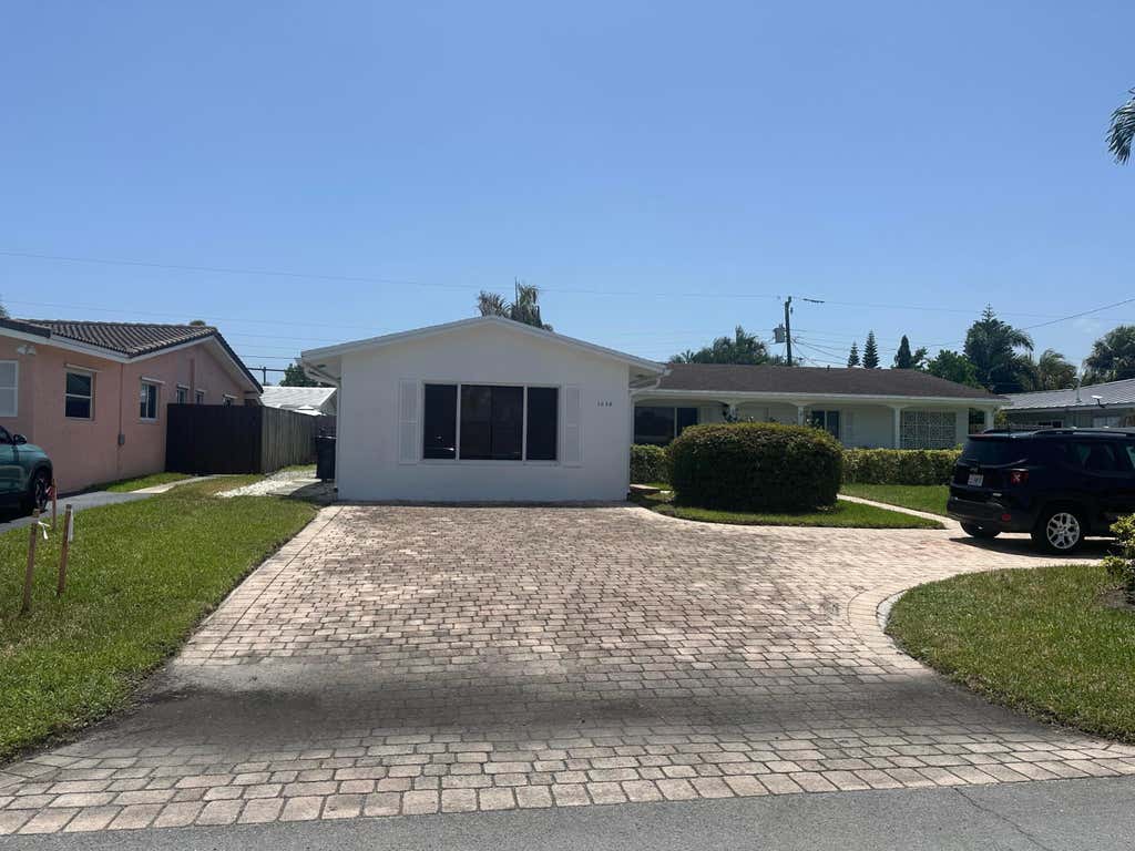Photo of 1632 NE 56th Court, Fort Lauderdale, FL 33334 (MLS # B26064902)