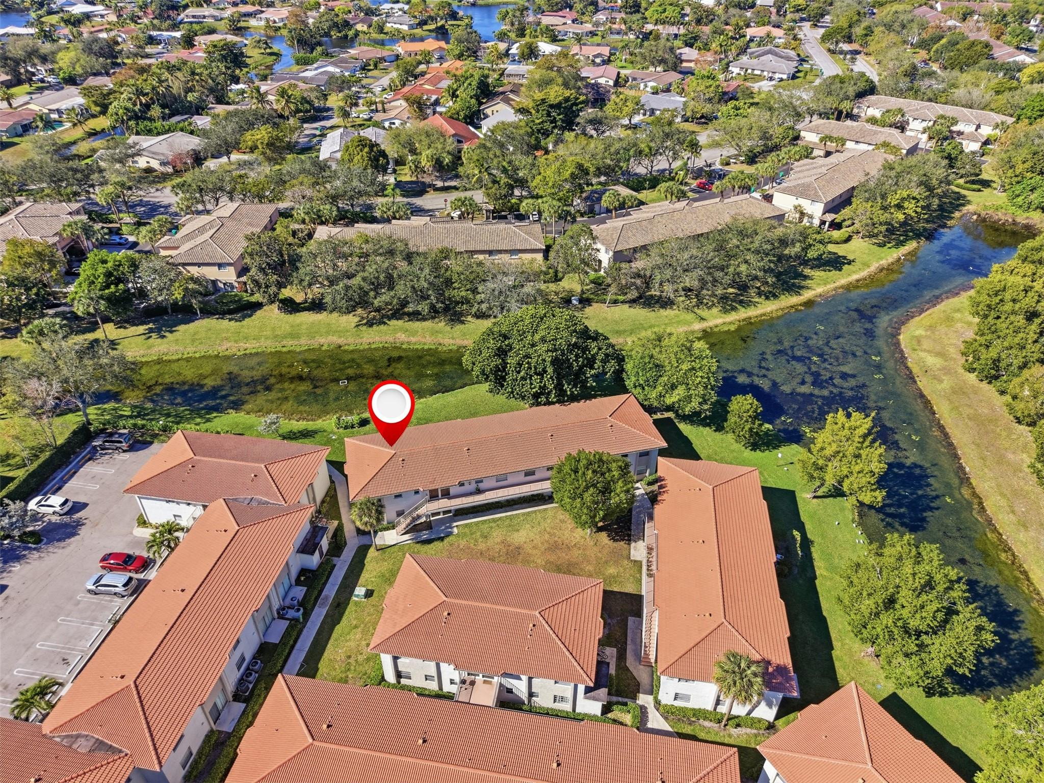 VICTORIA SQUARE - Residential