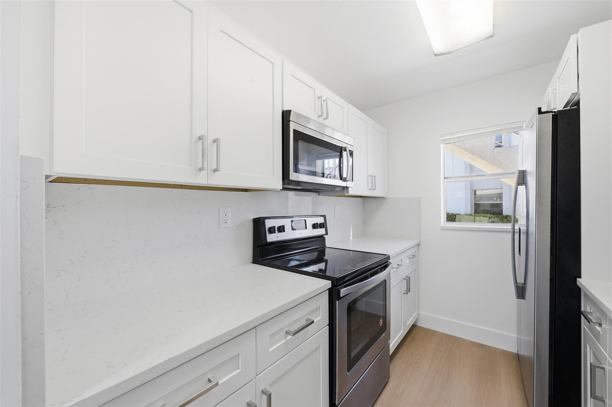 VICTORIA SQUARE - Residential