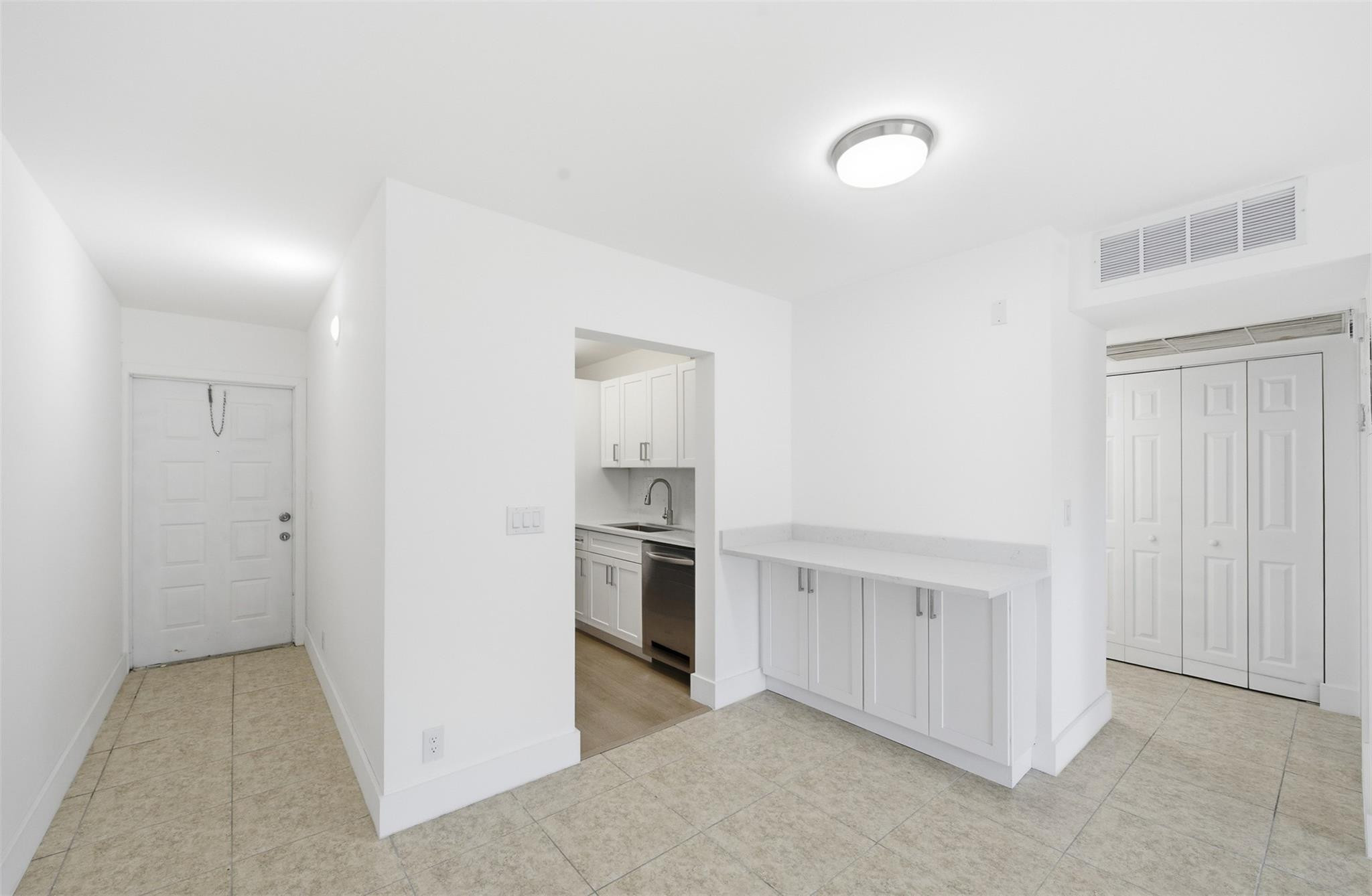 3228 Coral Ridge Drive 3228