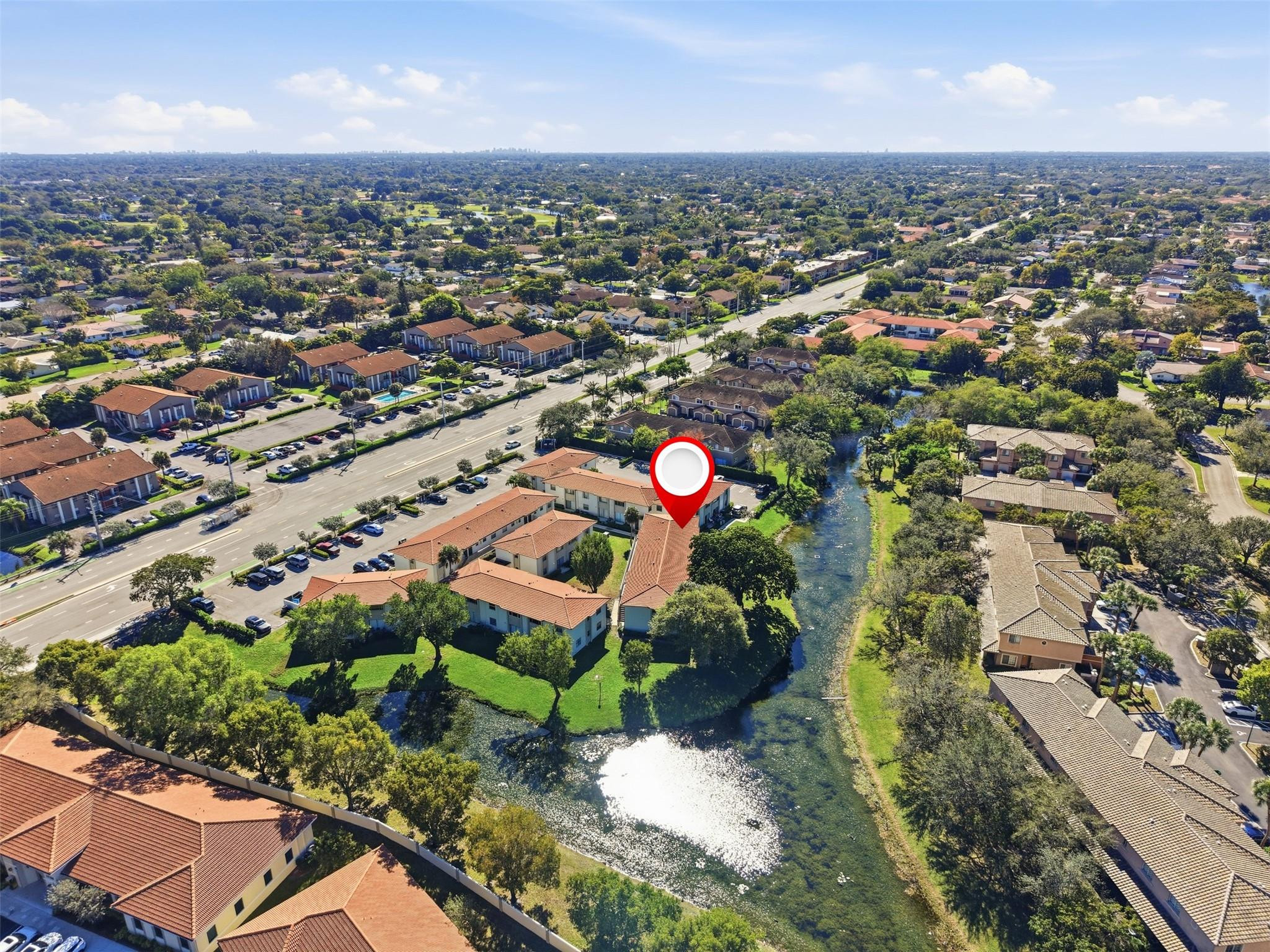 VICTORIA SQUARE - Residential