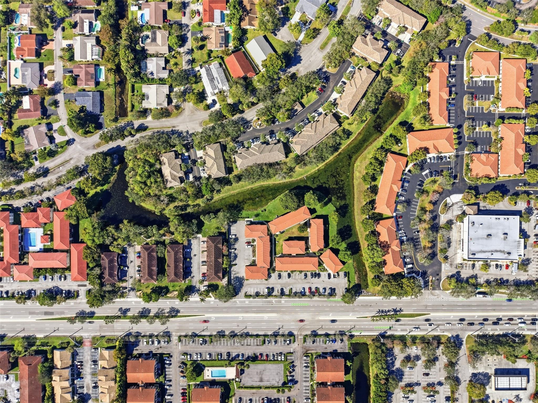 VICTORIA SQUARE - Residential