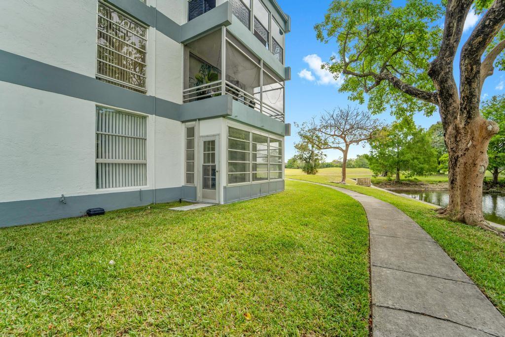 Sands Point - Residential