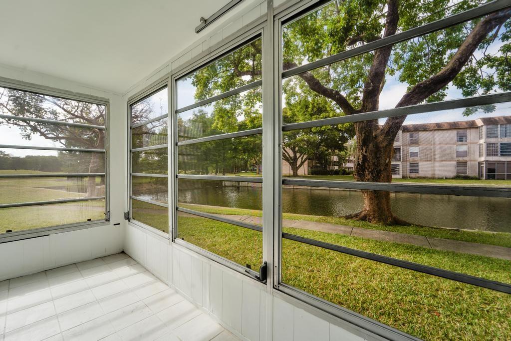 Sands Point - Residential
