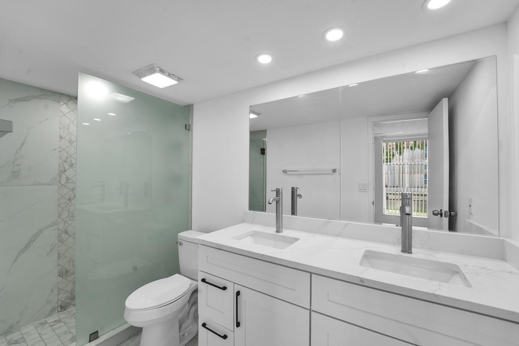 Sands Point - Residential