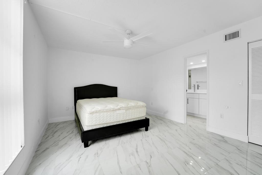 Sands Point - Residential
