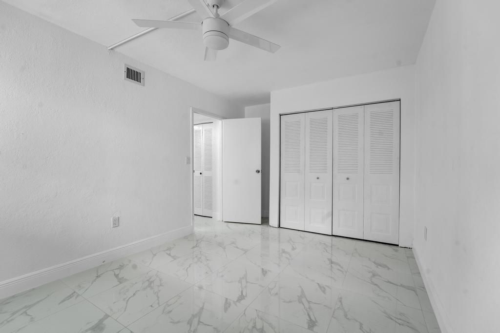 Sands Point - Residential