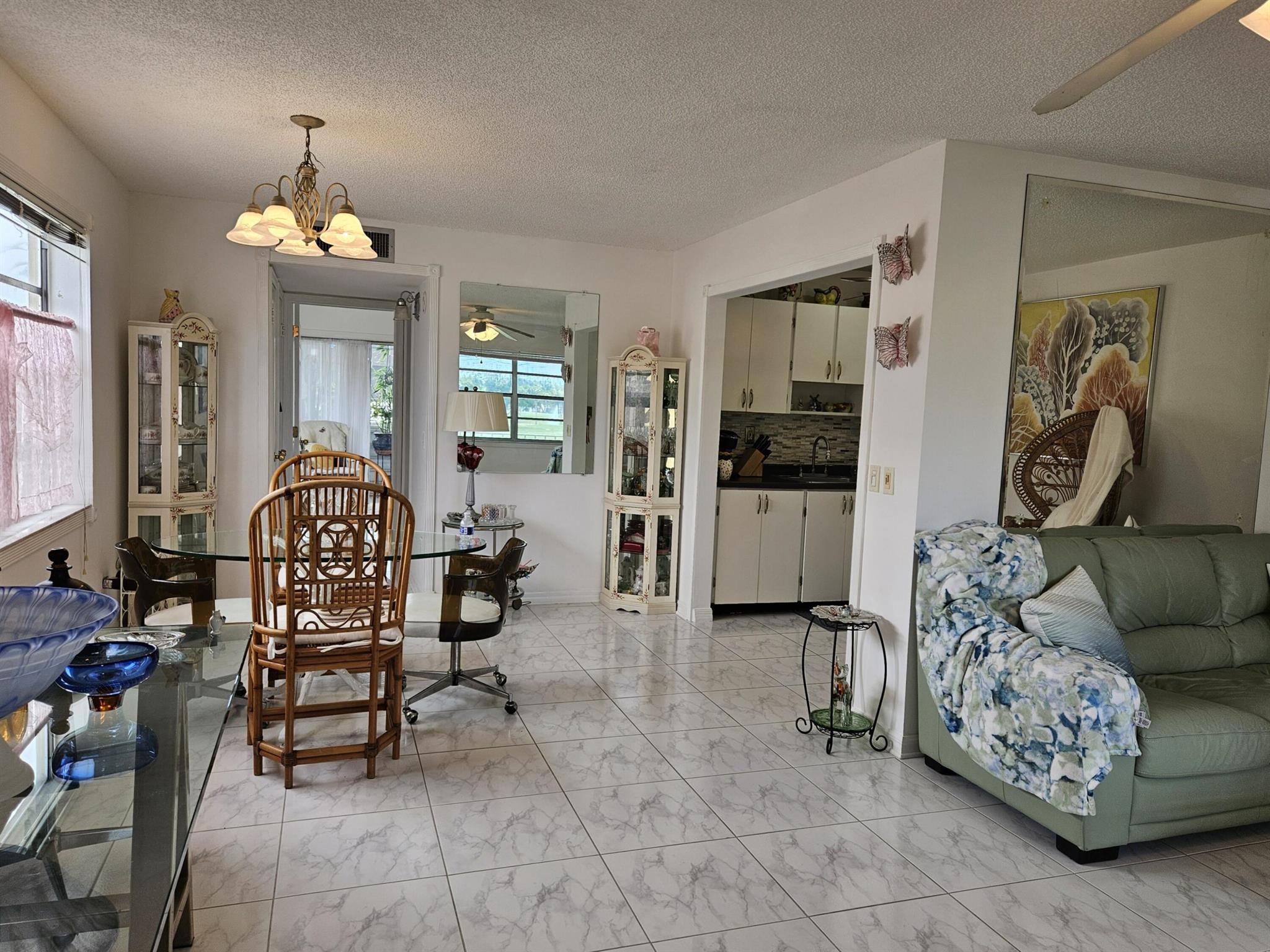 KINGS POINT BURGUNDY - Residential Lease