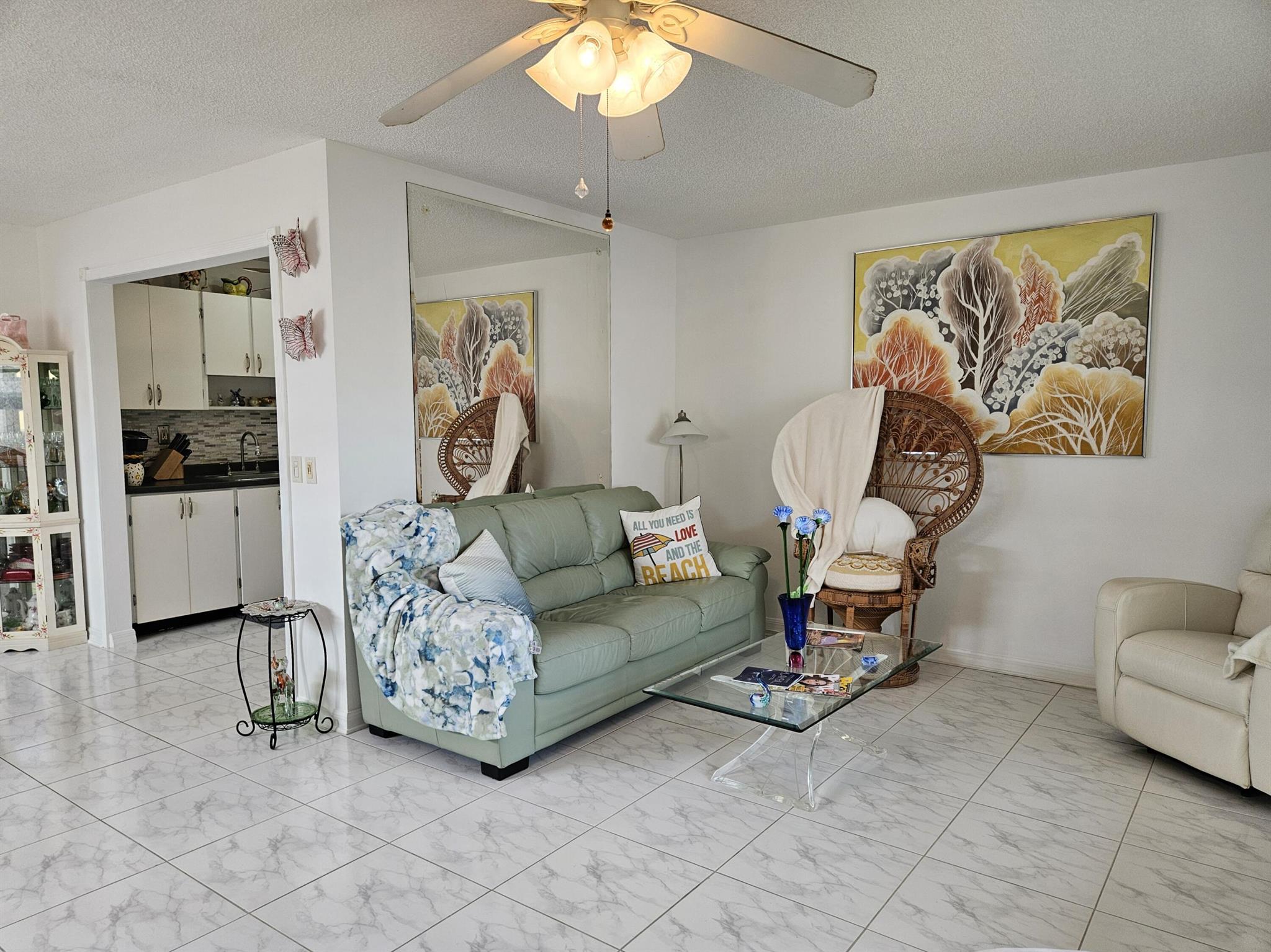 Beautifully renovated 1-bedroom, 1.5-bath condo with one of the best views in Kings Point! Enjoy breathtaking sunsets, golf course vistas, and sparkling water views right from your living room window. 🎉 Just minutes from award-winning Delray Beach--known for its white sands, amazing dining, live entertainment, and the famous Atlantic Avenue shopping district. Kings Point offers top-notch amenities including: A stunning 1,400-seat theater with fabulous shows 🎭 Clubhouses with sparkling pools, jacuzzis, and more 🏊 Pickleball courts, shuffleboard, and endless activities 🏓 Don't miss out on this perfect 55+ lifestyle!