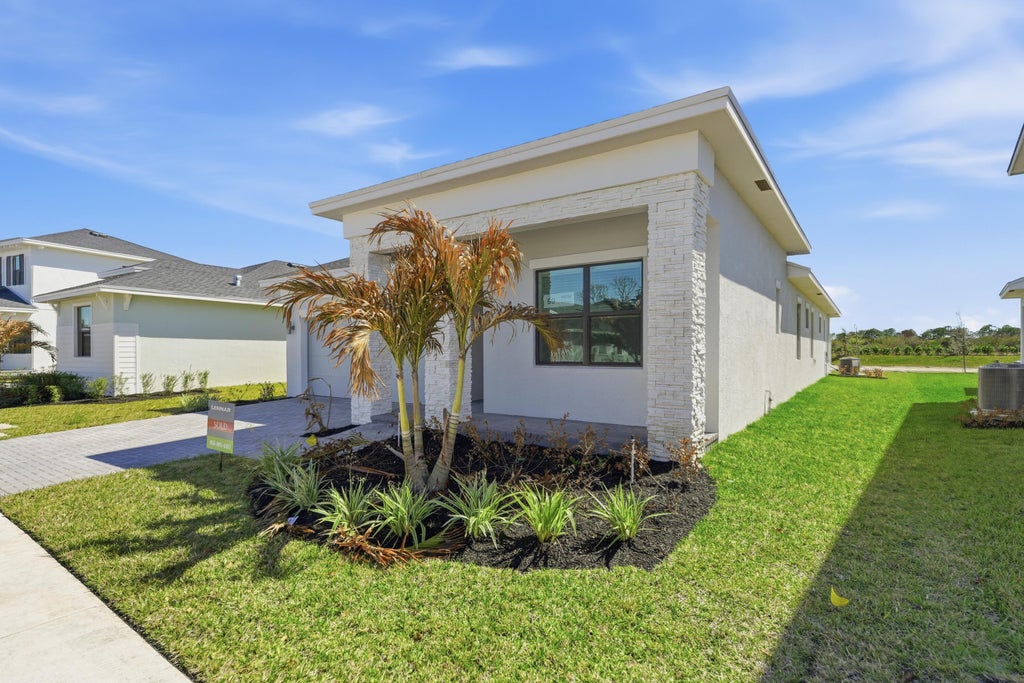 Photo of 10724 NW Wilgrove Lane, Port Saint Lucie, FL 34987 (MLS # B26066484)