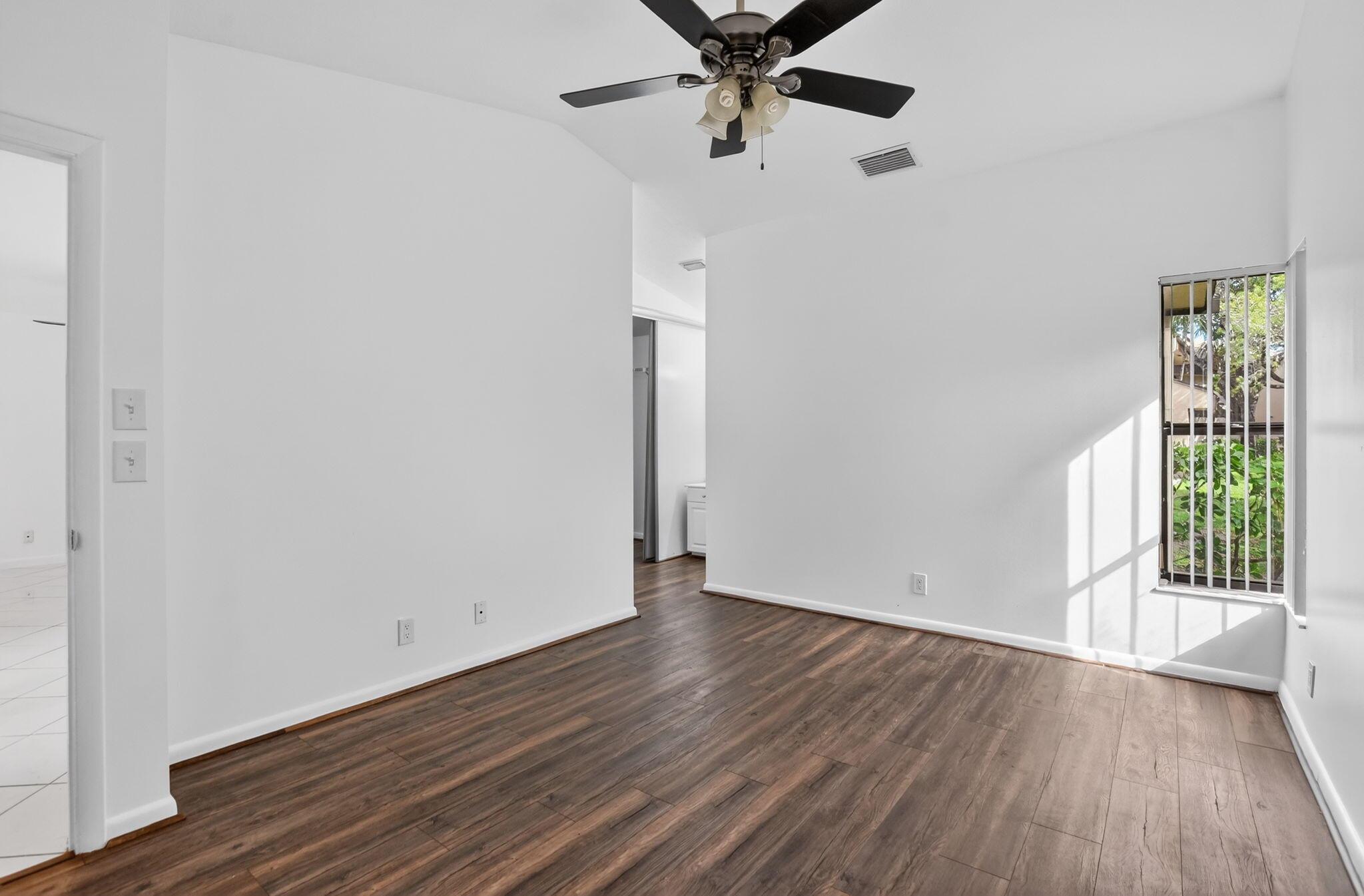 APPLEWOOD VILLAGE I-D CON - Residential