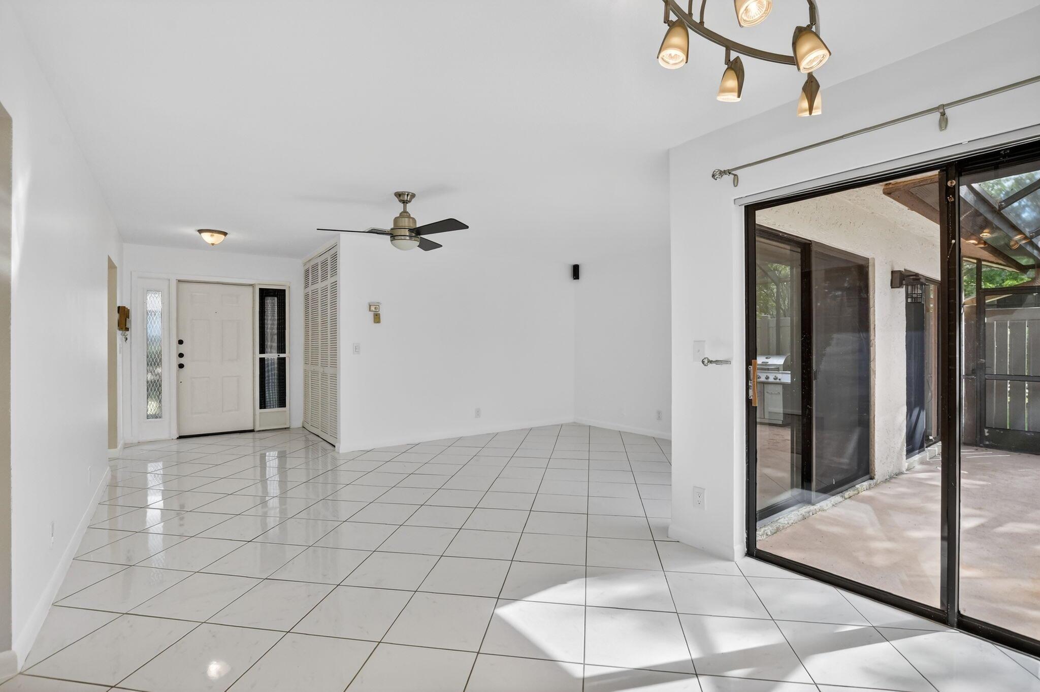 APPLEWOOD VILLAGE I-D CON - Residential