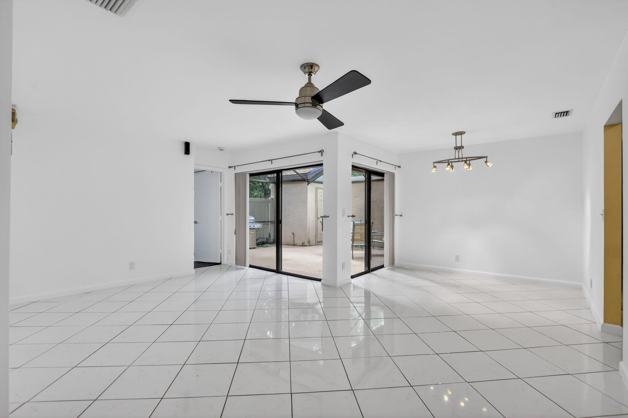 APPLEWOOD VILLAGE I-D CON - Residential