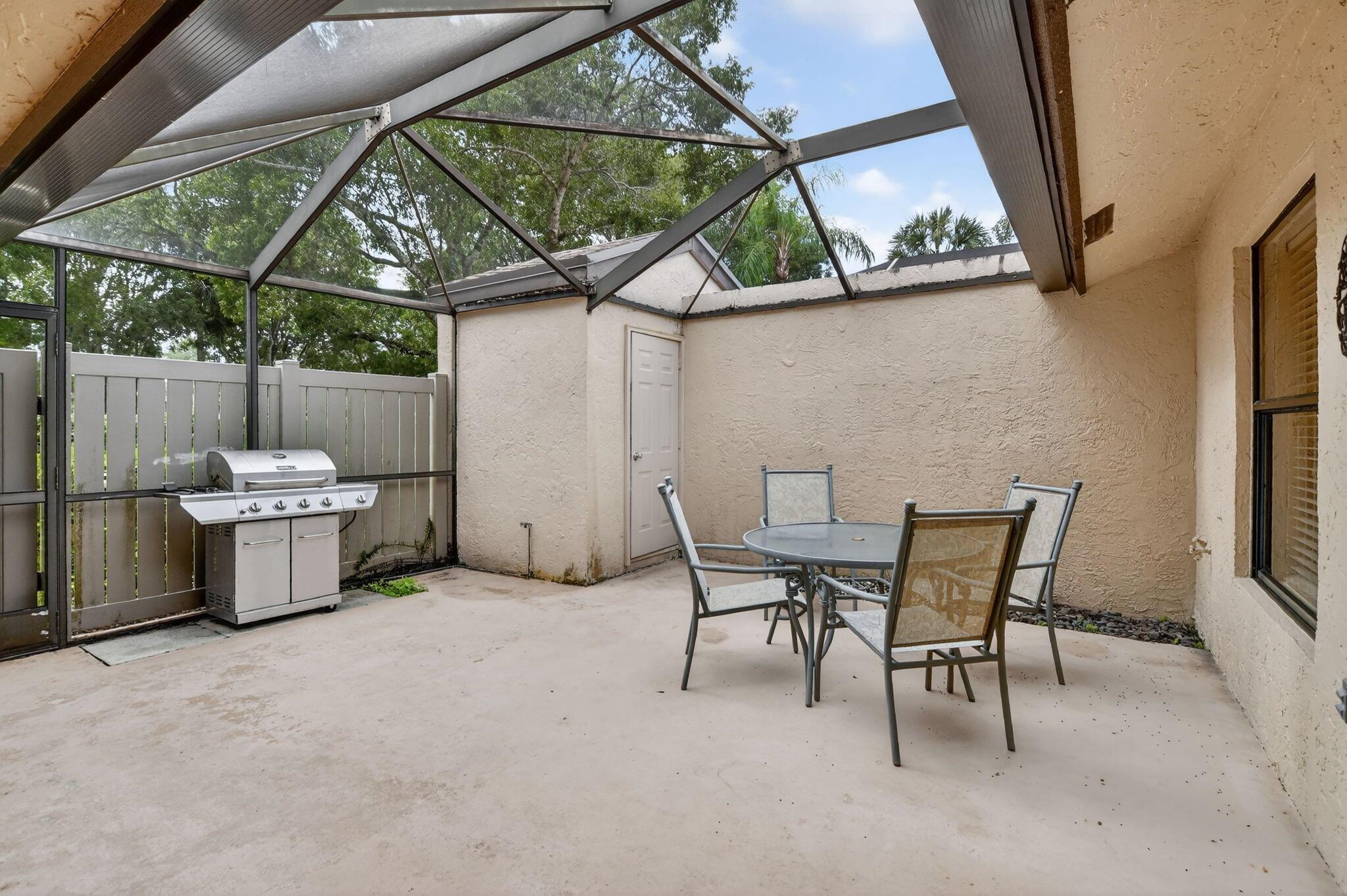 APPLEWOOD VILLAGE I-D CON - Residential