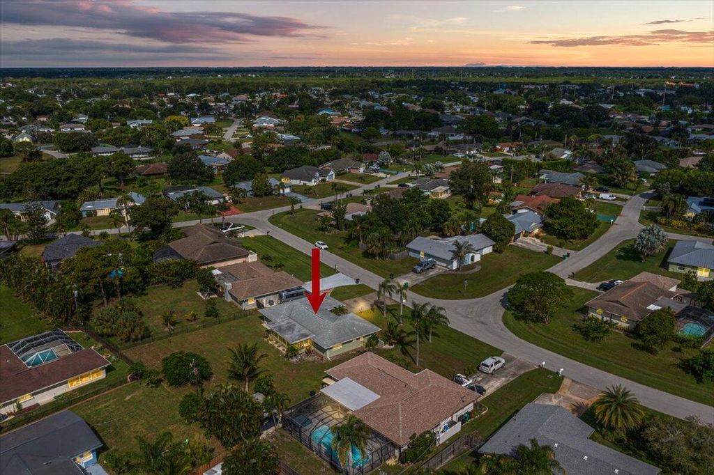 Photo of 2471 SE Saphire Terrace, Port Saint Lucie, FL 34952 (MLS # R11005589)