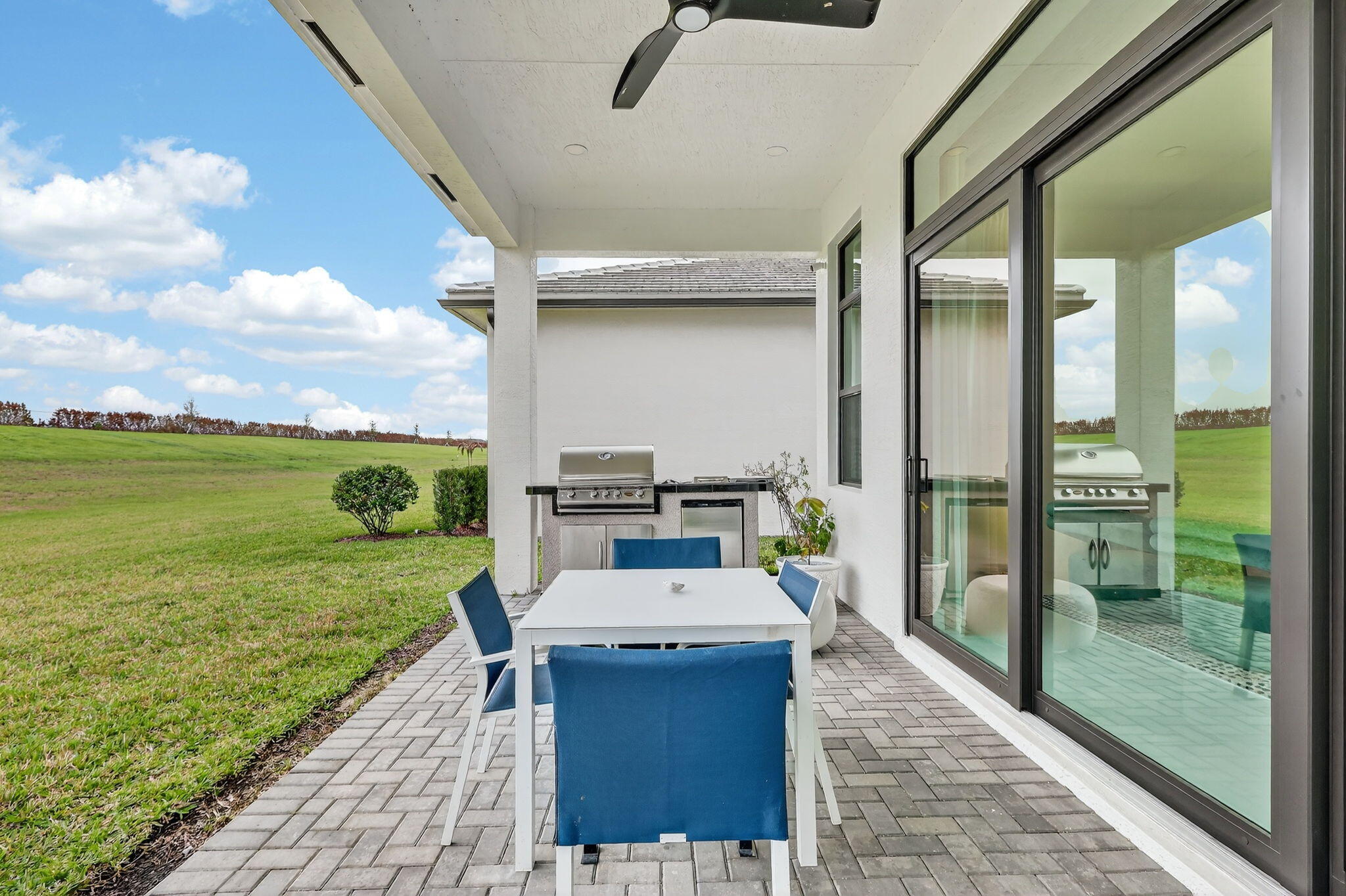 VERANO SOUTH PUD 1 - POD E - PLAT NO. 2 - Residential Lease