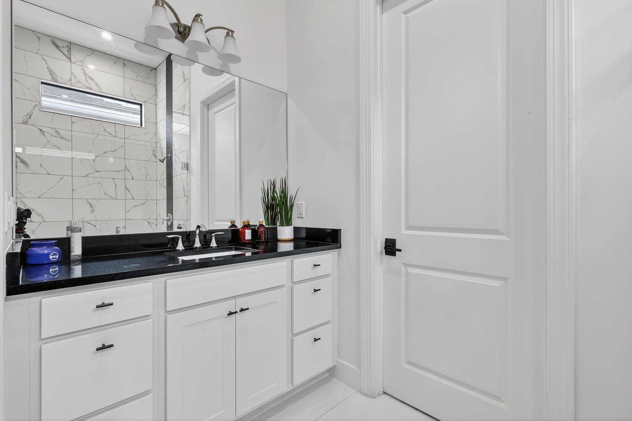 VERANO SOUTH PUD 1 - POD E - PLAT NO. 2 - Residential Lease