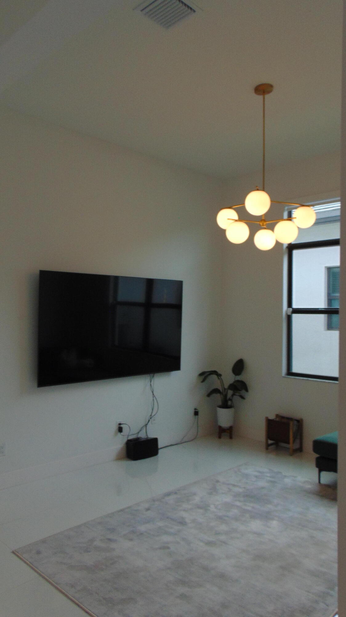 VERANO SOUTH PUD 1 - POD E - PLAT NO. 2 - Residential Lease