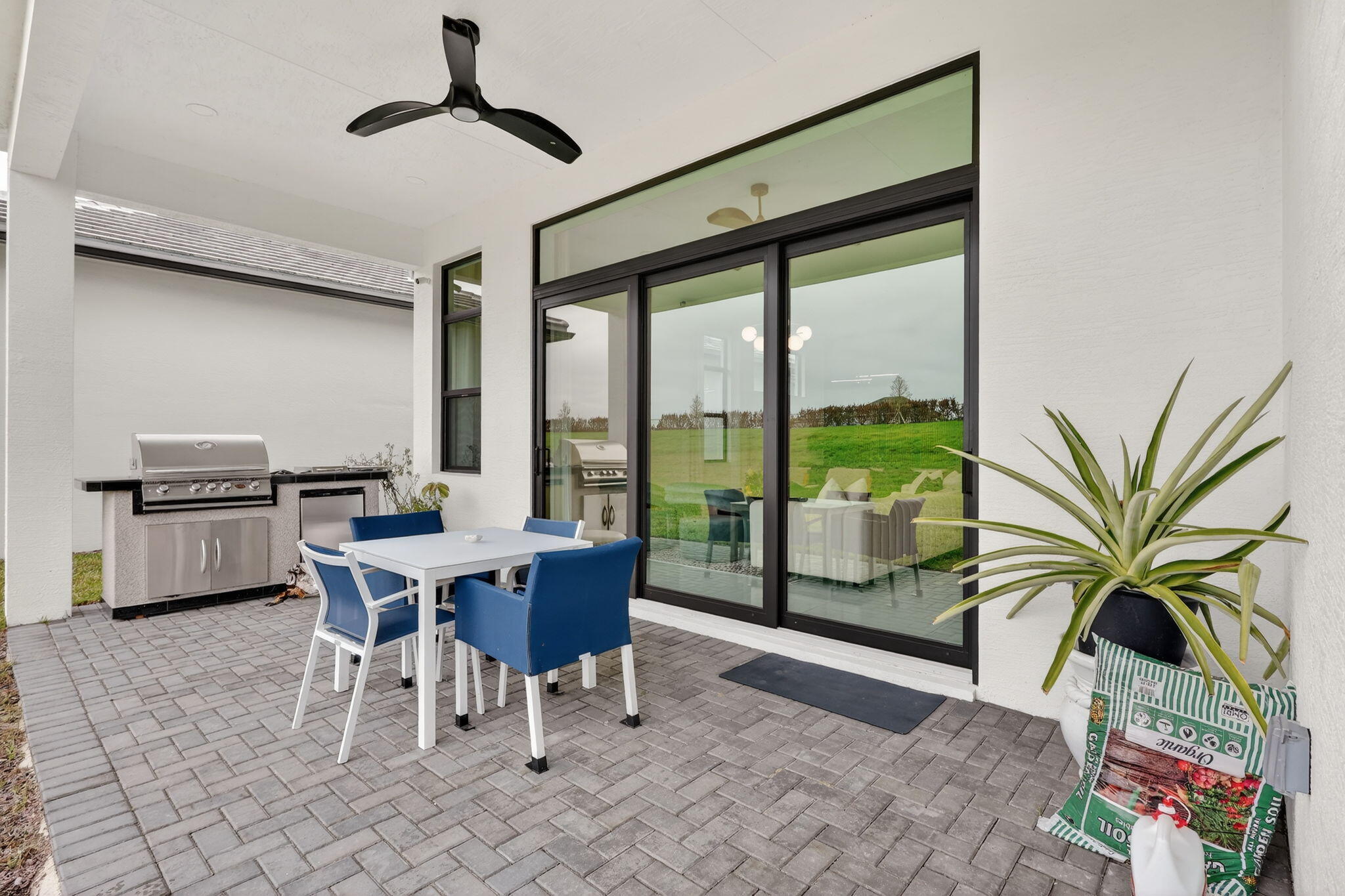 VERANO SOUTH PUD 1 - POD E - PLAT NO. 2 - Residential Lease