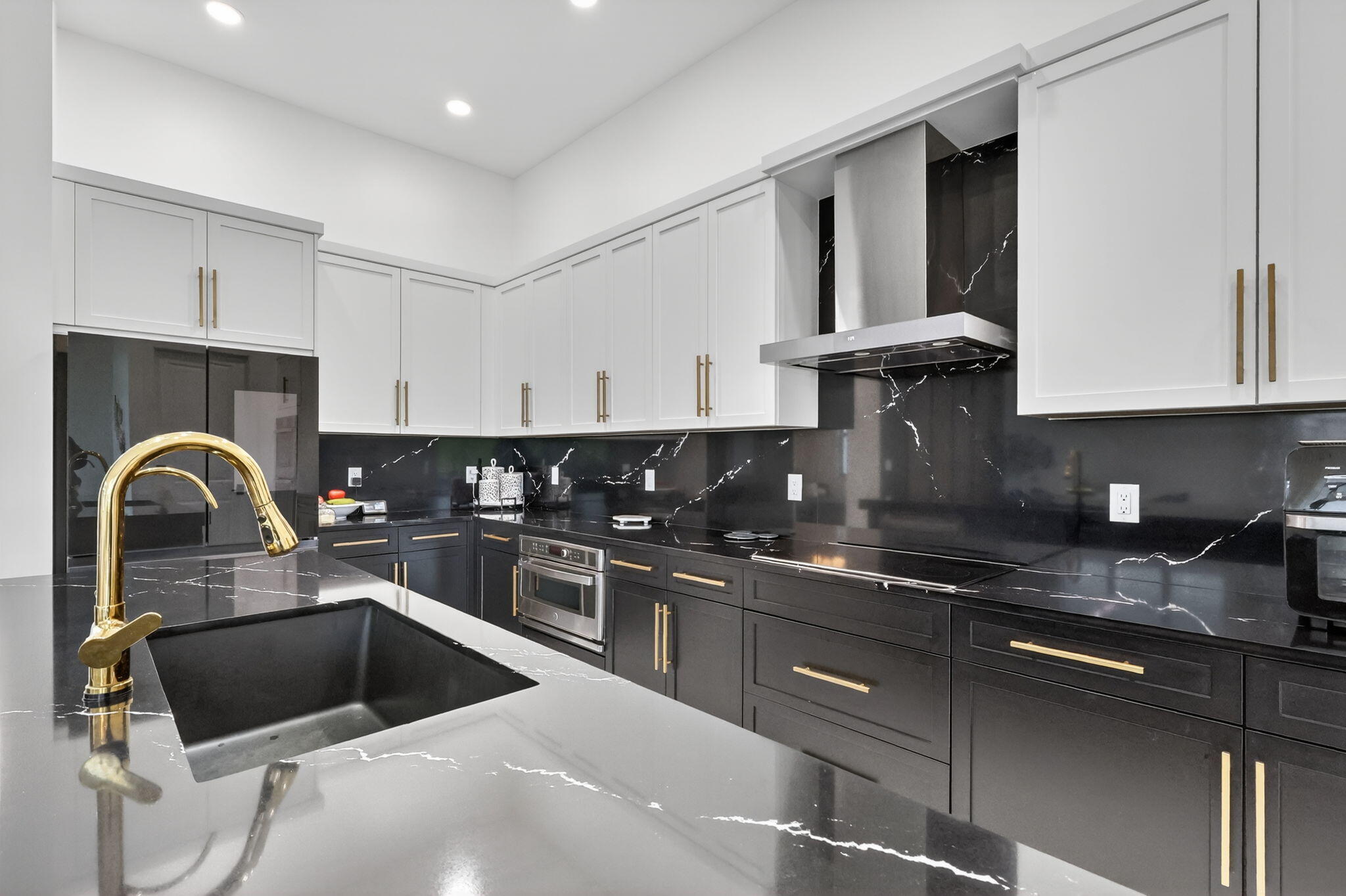 VERANO SOUTH PUD 1 - POD E - PLAT NO. 2 - Residential Lease