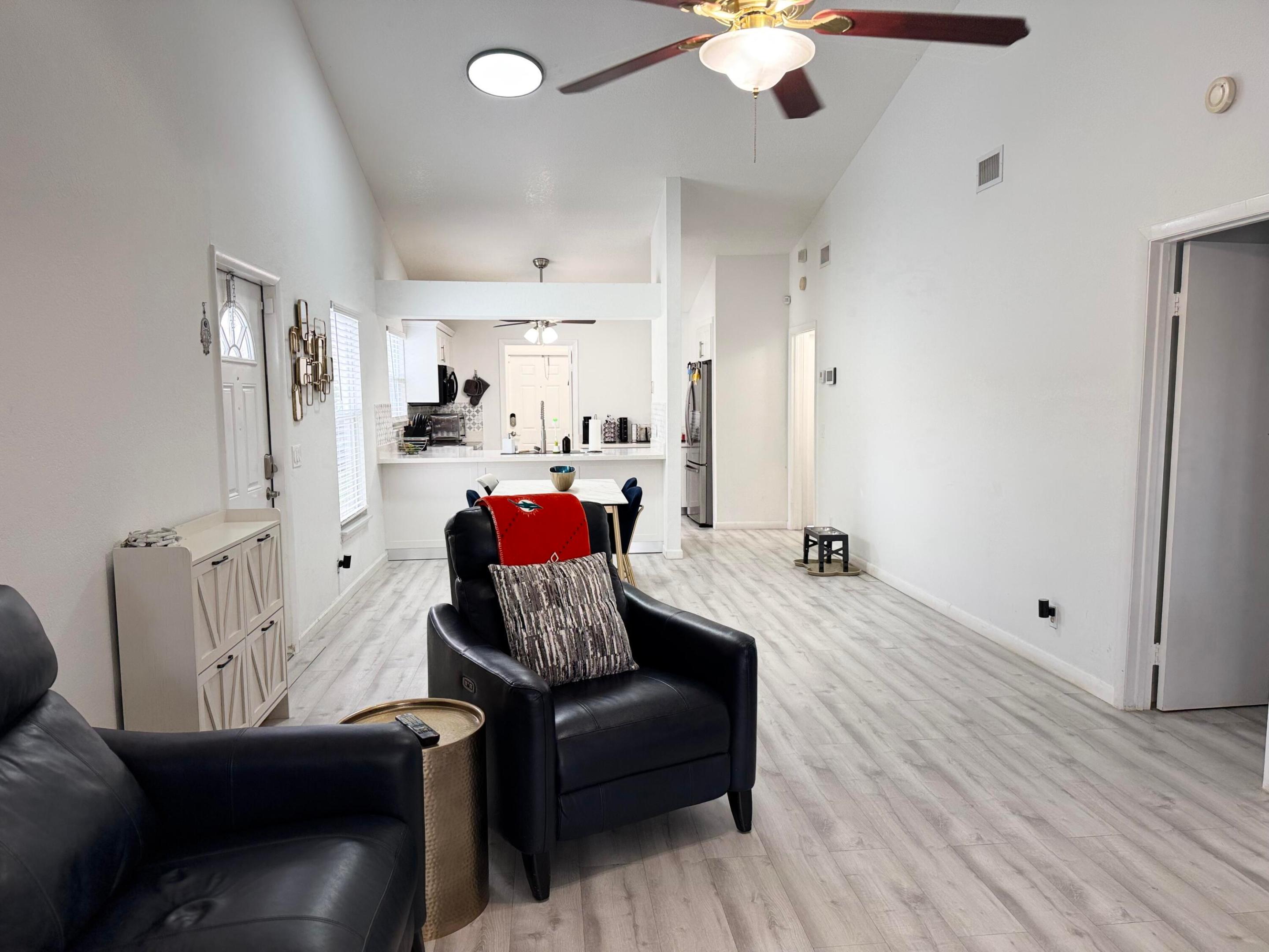 ROYAL FOREST TOWNHOUSES - Residential