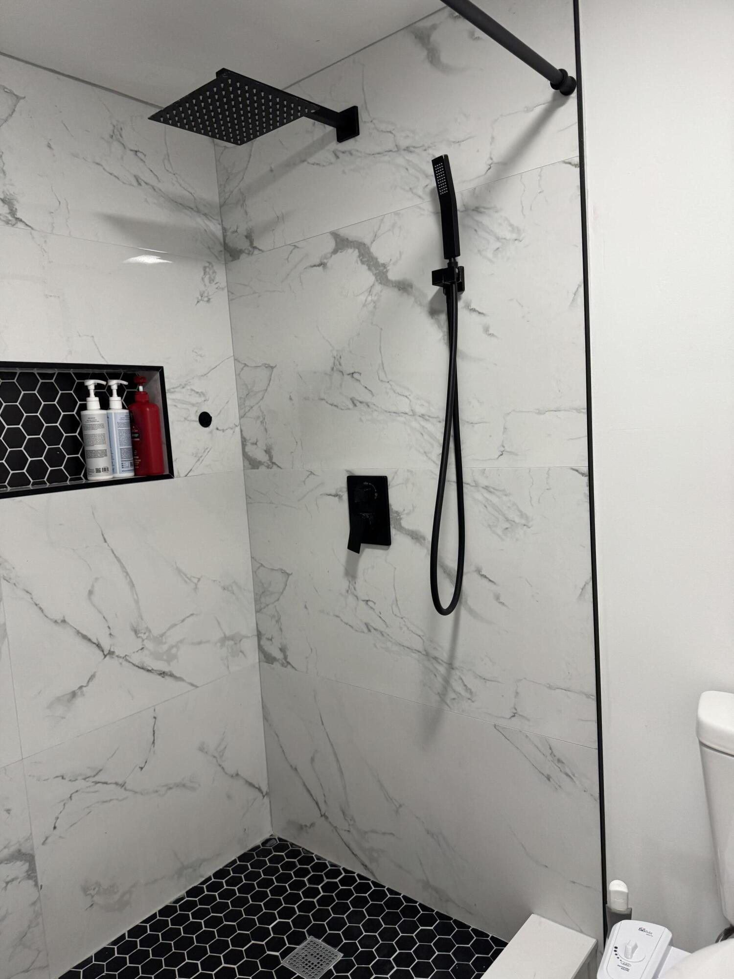 ROYAL FOREST TOWNHOUSES - Residential