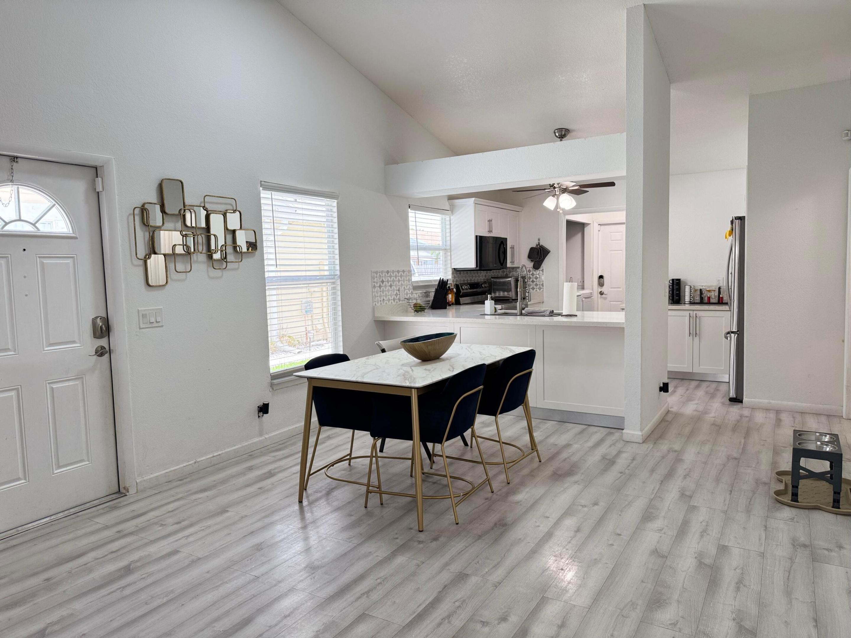 ROYAL FOREST TOWNHOUSES - Residential