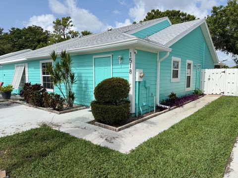 1518 Royal Forest Court Palm Springs FL 33406