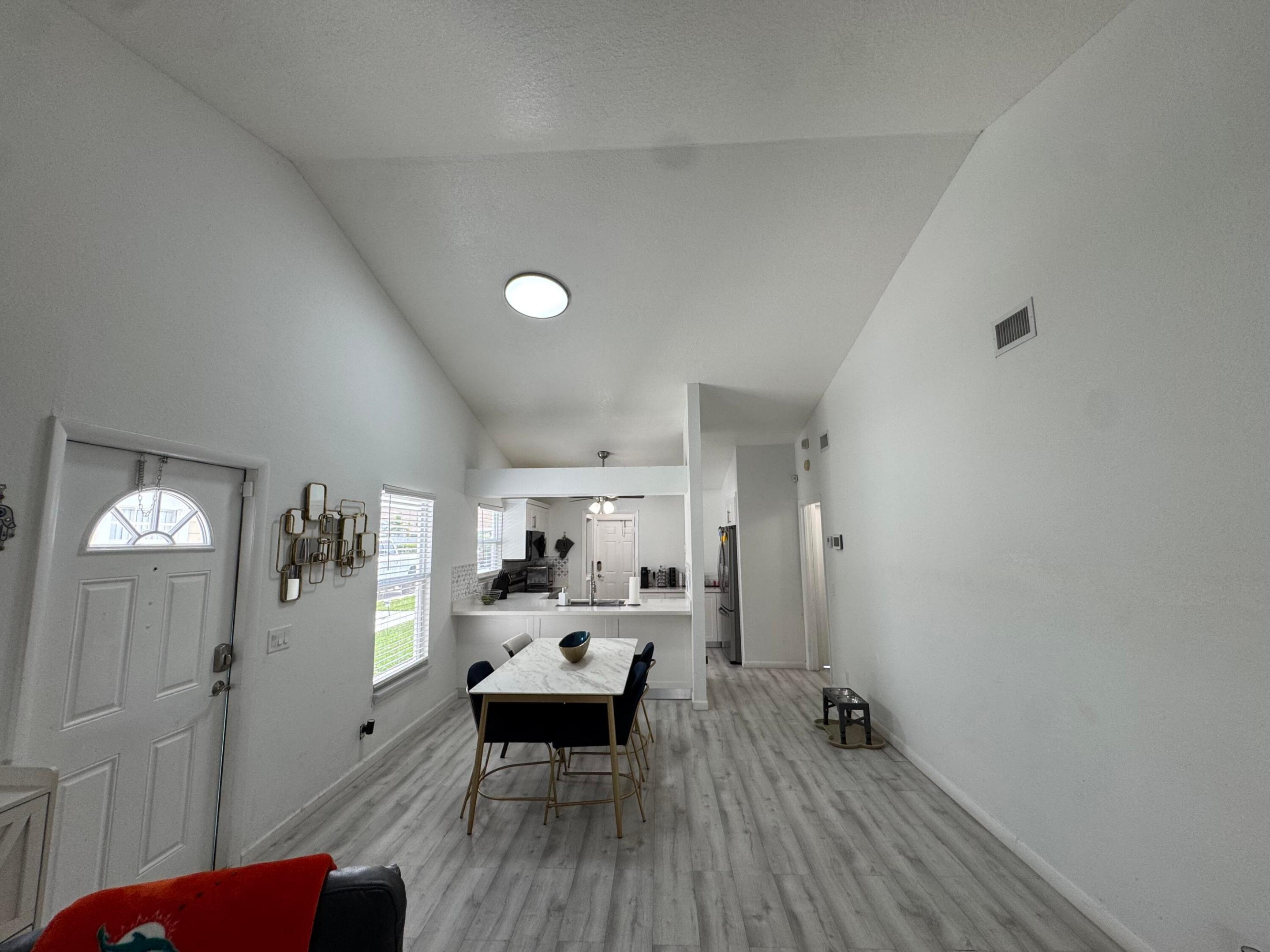 ROYAL FOREST TOWNHOUSES - Residential