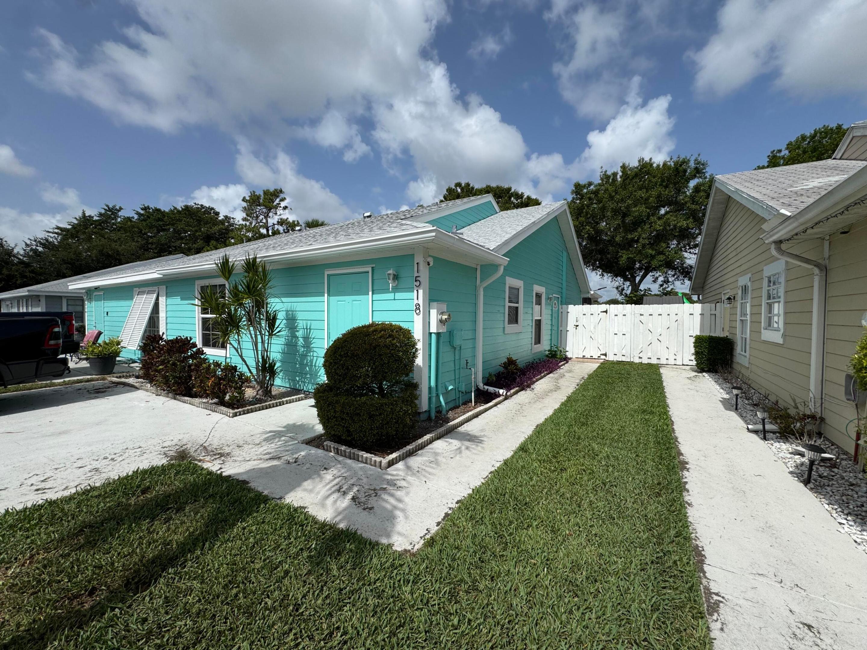 1518 Royal Forest Court