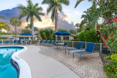 Tiny photo for 3211 SE 11th Street #3e, Pompano Beach, FL 33062 (MLS # B26020992)