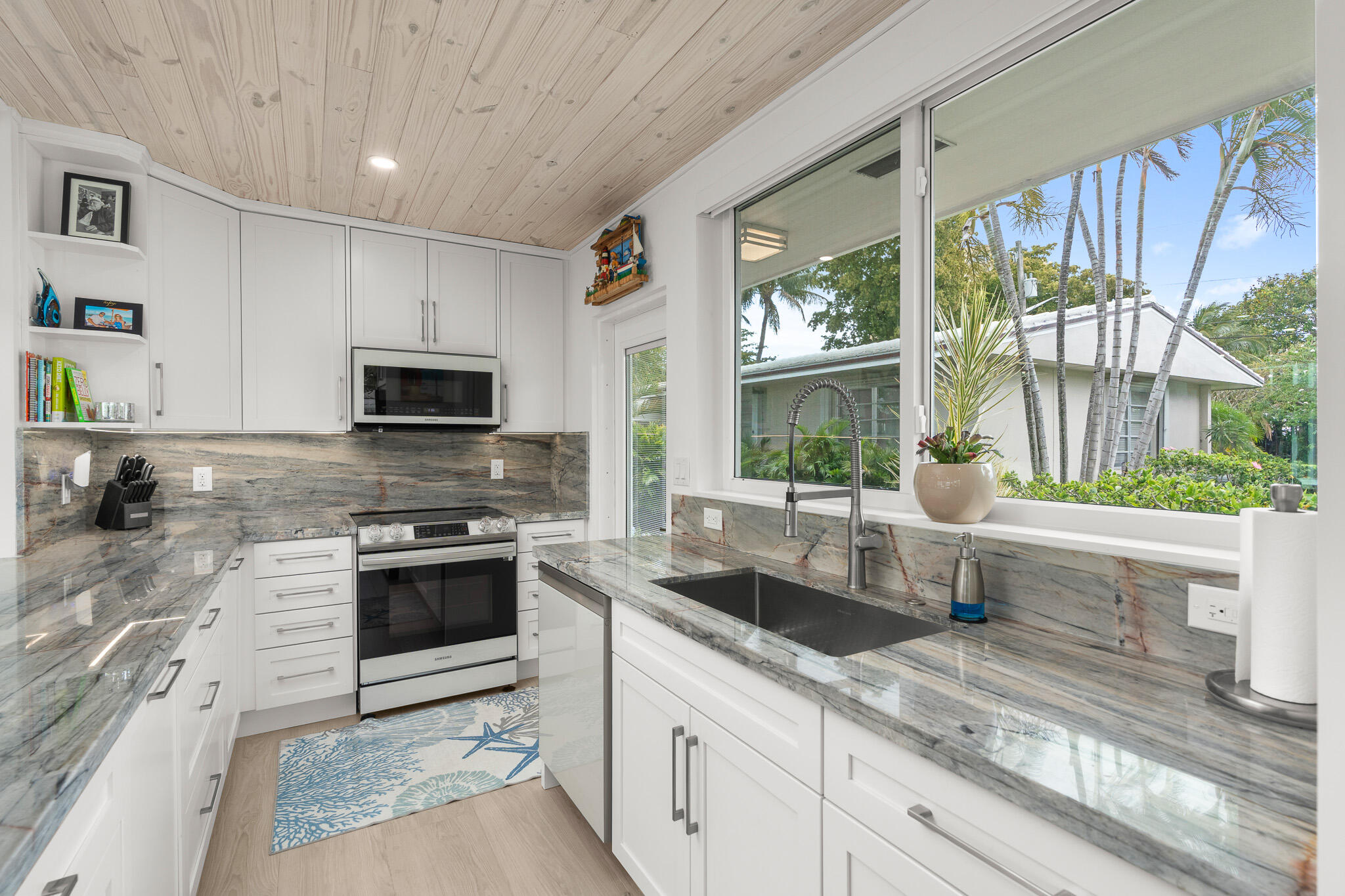 POMPANO SURF CLUB CO-OP - Residential