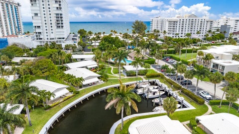 Tiny photo for 3211 SE 11th Street #3e, Pompano Beach, FL 33062 (MLS # B26020992)