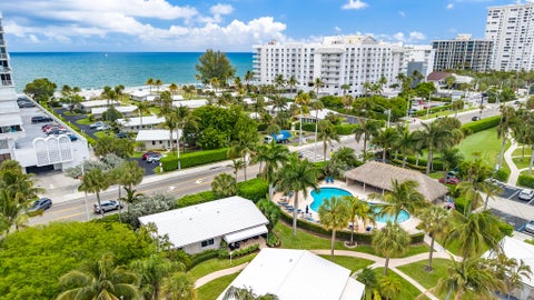 Tiny photo for 3211 SE 11th Street #3e, Pompano Beach, FL 33062 (MLS # B26020992)