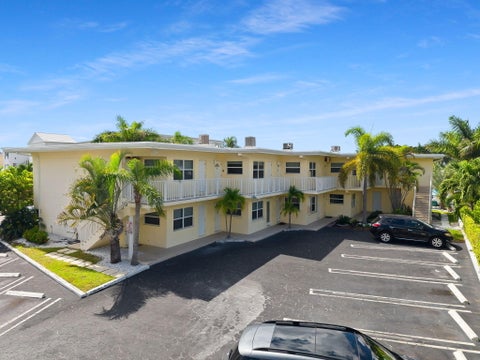 Tiny photo for 615 S Riverside Drive #7, Pompano Beach, FL 33062 (MLS # B26090617)