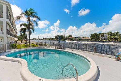 Tiny photo for 615 S Riverside Drive #7, Pompano Beach, FL 33062 (MLS # B26090617)