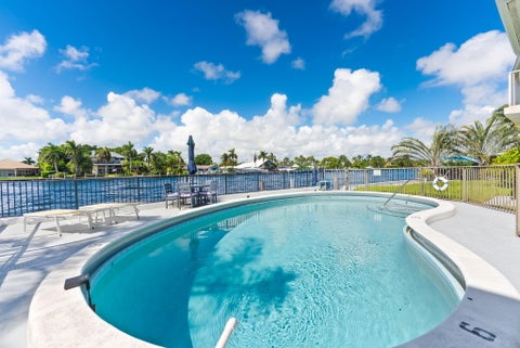 Tiny photo for 615 S Riverside Drive #7, Pompano Beach, FL 33062 (MLS # B26090617)