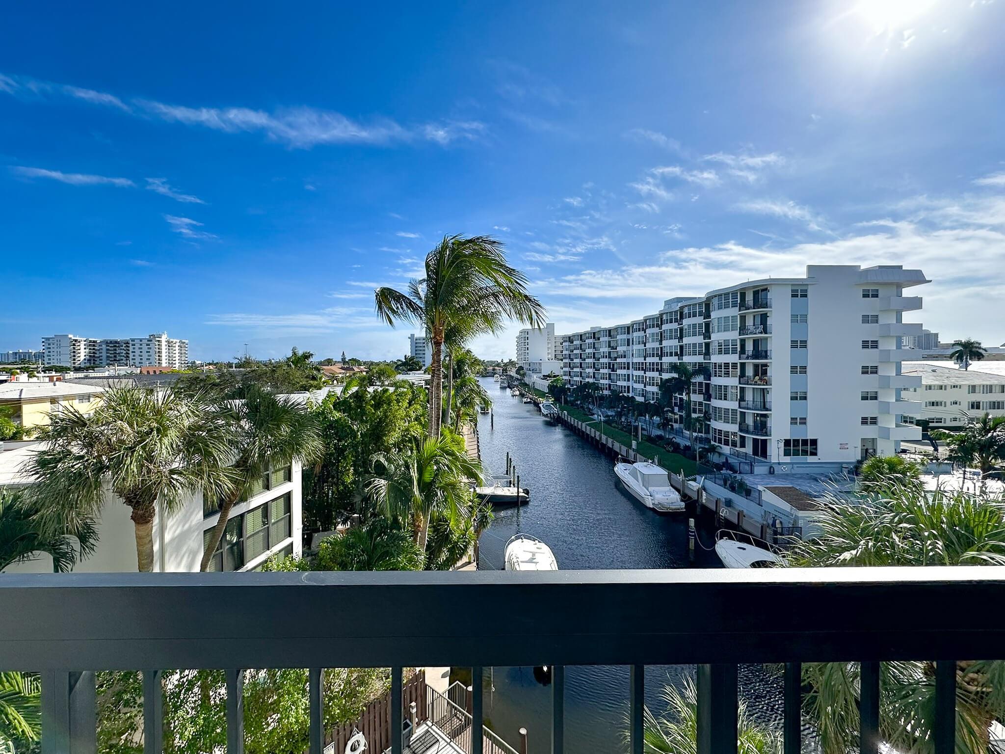 Coral Towers Condo - Residential