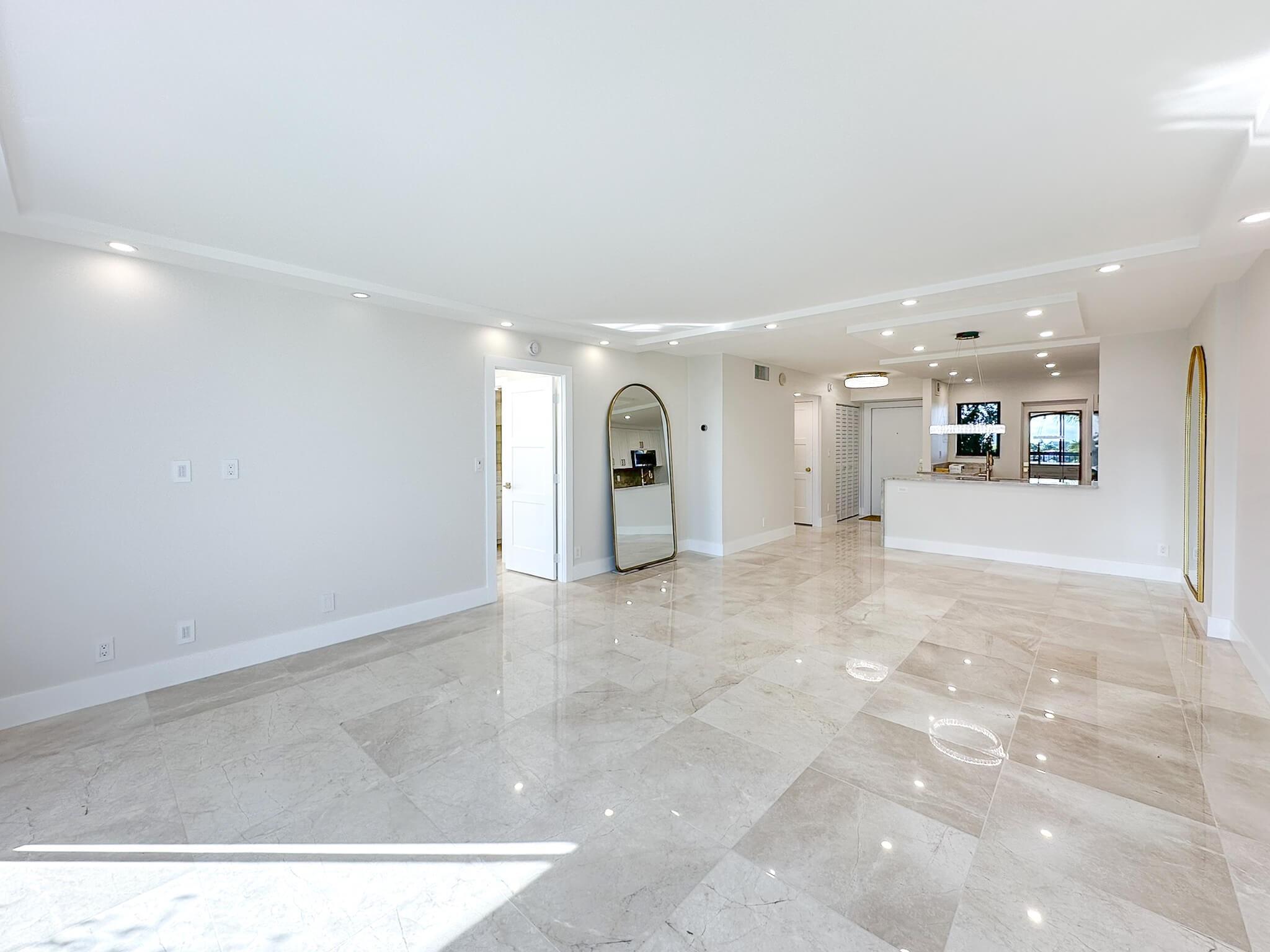 Coral Towers Condo - Residential